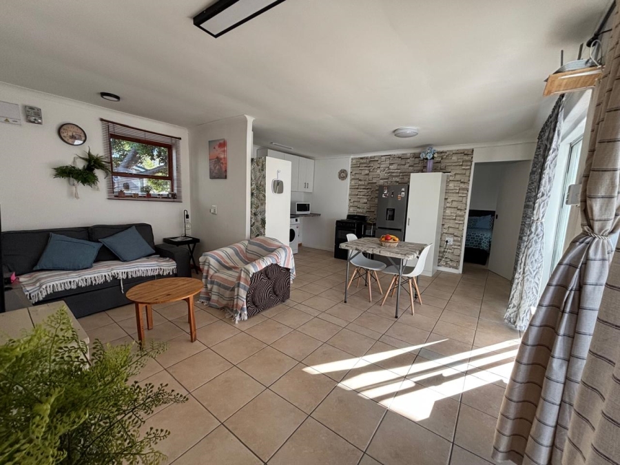 To Let 2 Bedroom Property for Rent in Brandwag Western Cape